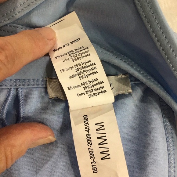 NWOT Revamped Halter Top. Size M🌹 - Picture 10 of 11